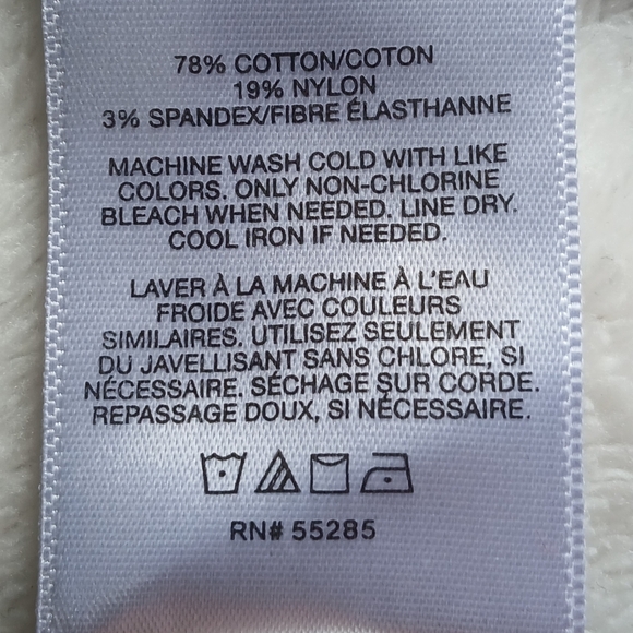 Classic Black Women's Top - Picture 5 of 8